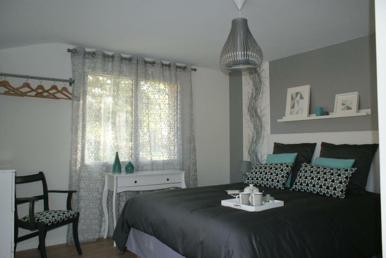 Bed and Breakfast Aux Agapanthes Pluherlin Экстерьер фото